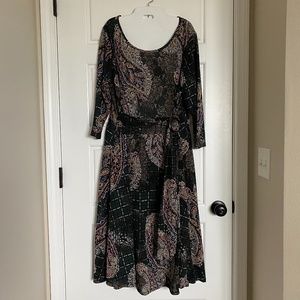 EUC Sami & Jo printed belted dress
